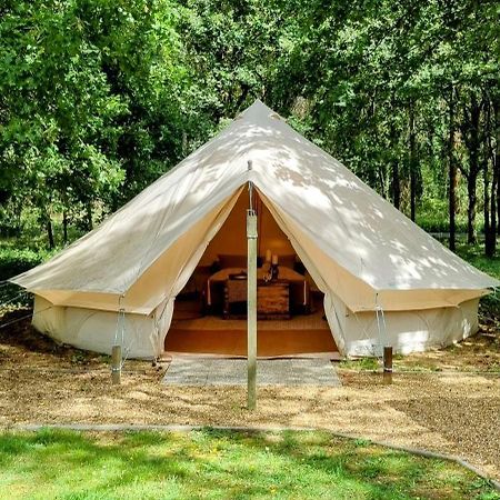 Luxury Bell Tent At Camping La Fortinerie Mouliherne Exterior foto
