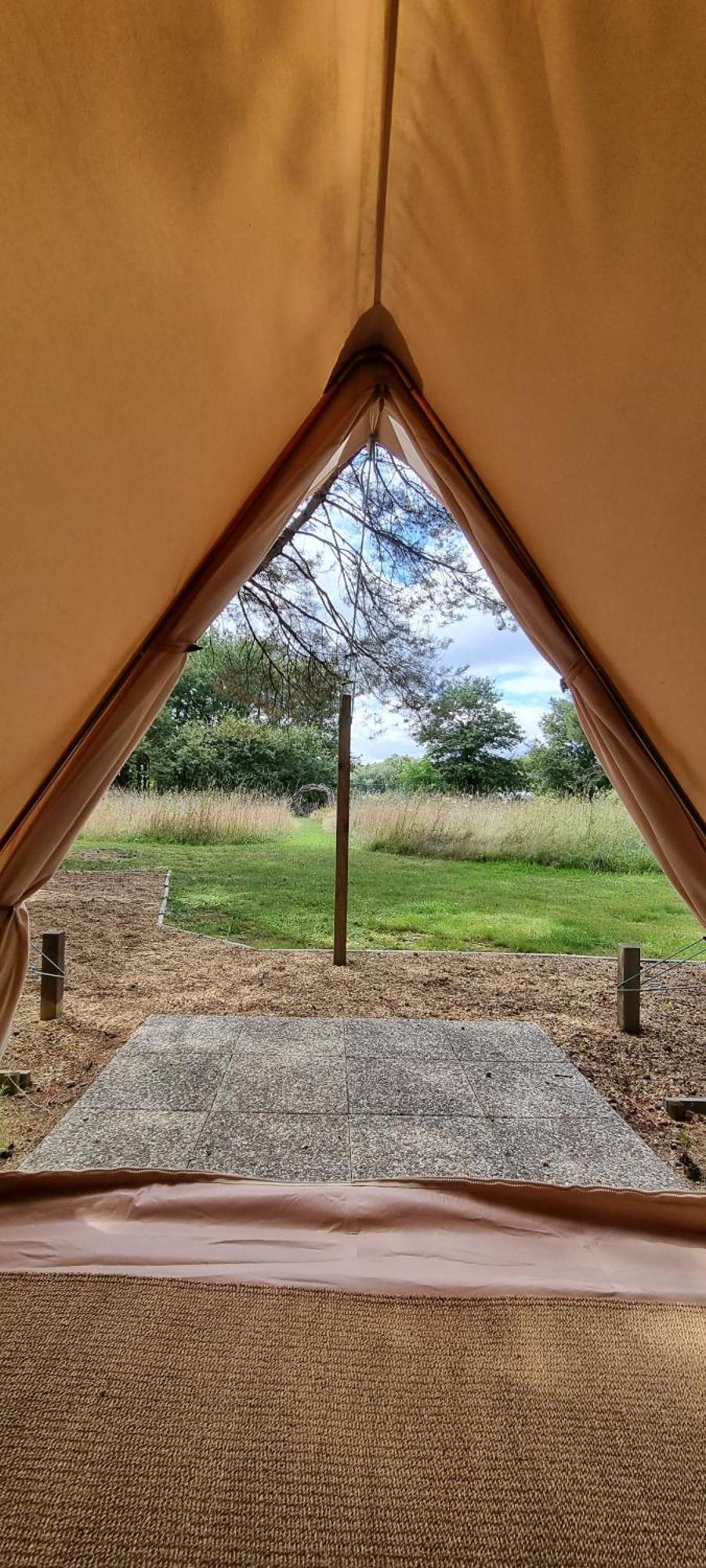 Luxury Bell Tent At Camping La Fortinerie Mouliherne Exterior foto